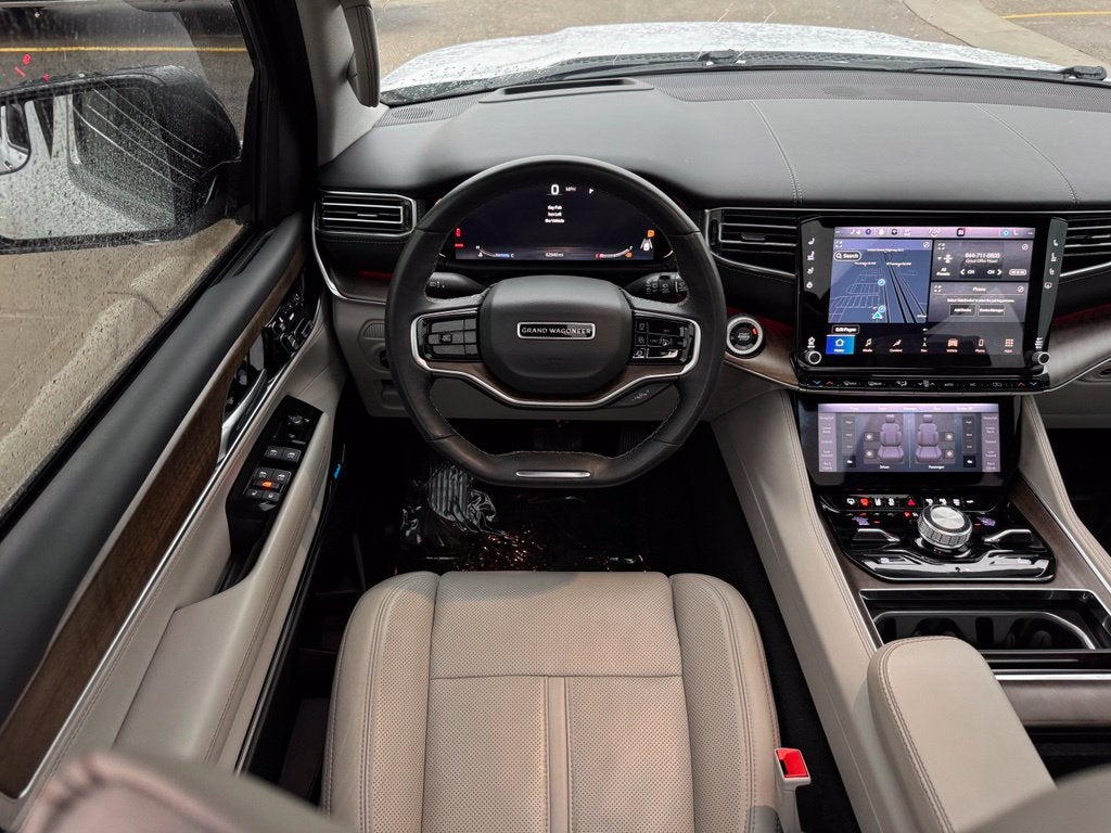 2023 Jeep Grand Wagoneer Base