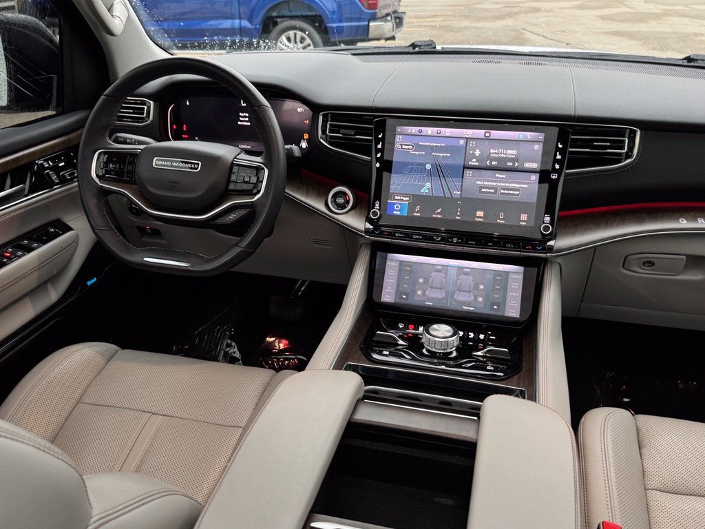 2023 Jeep Grand Wagoneer Base
