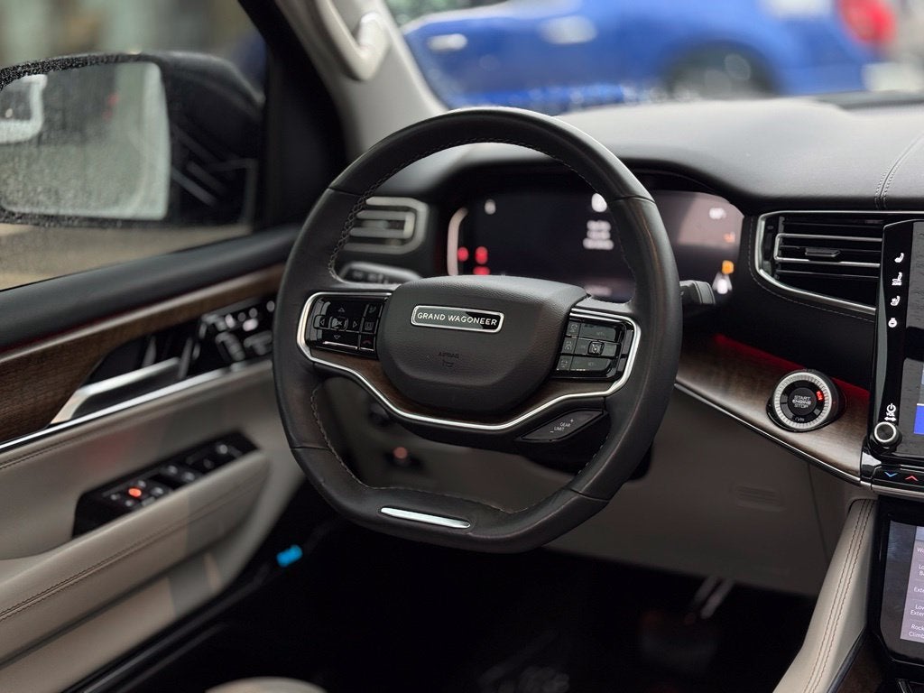 2023 Jeep Grand Wagoneer Base