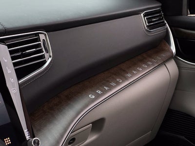 2023 Jeep Grand Wagoneer Base