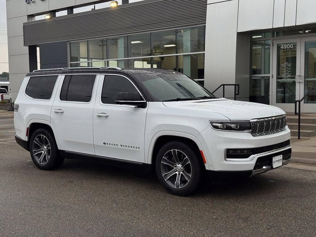 2023 Jeep Grand Wagoneer Base