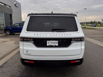 2023 Jeep Grand Wagoneer Base