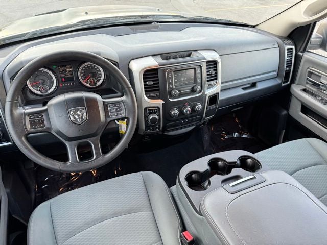 2017 RAM 1500 SLT