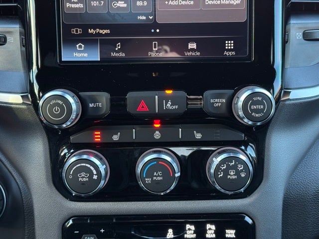 2025 RAM 1500 Big Horn/Lone Star w/ Heated Steering Wheel + Remote Start