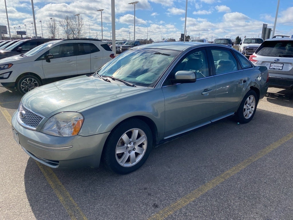 Used 2007 Ford Five Hundred SEL with VIN 1FAHP24187G109410 for sale in Rochester, Minnesota