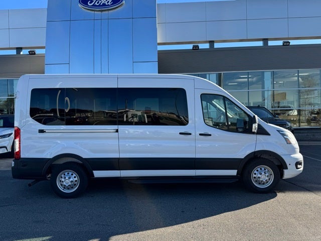 2025 Ford Transit-350 XLT 15 Passenger
