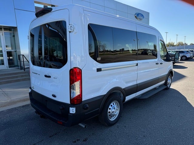 2025 Ford Transit-350 XLT 15 Passenger