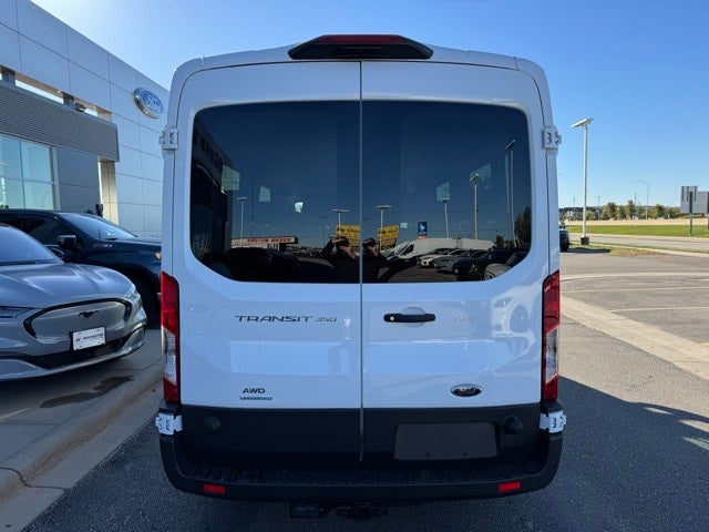 2025 Ford Transit-350 XLT 15 Passenger