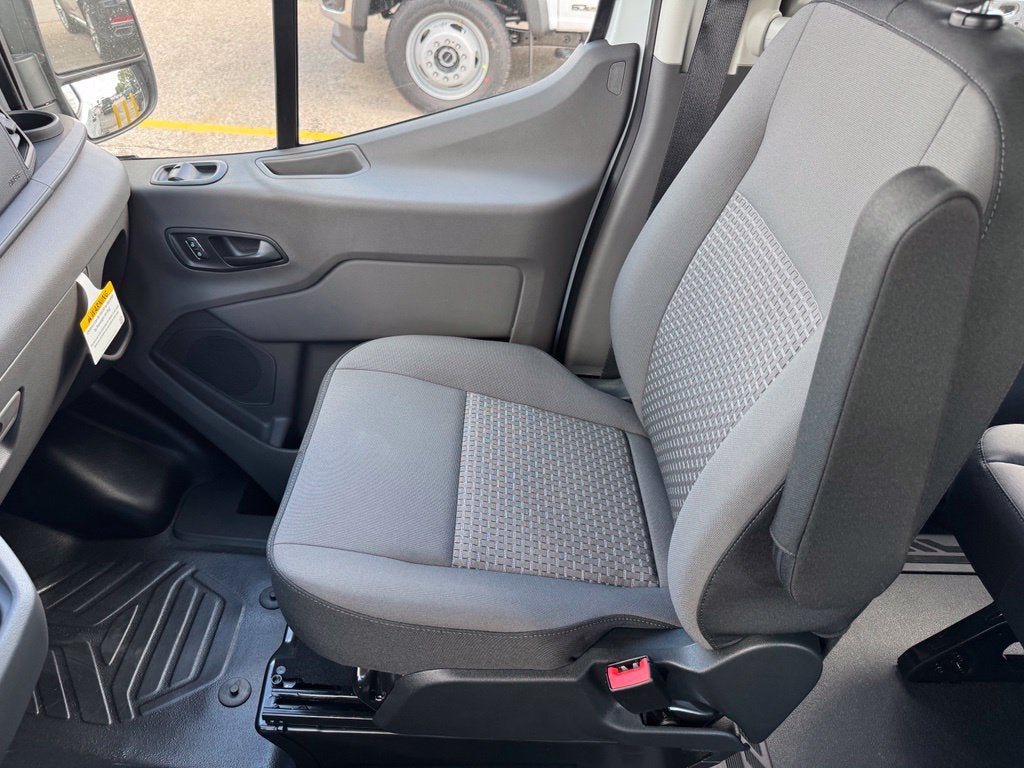 2027 Ford Transit-350 XL