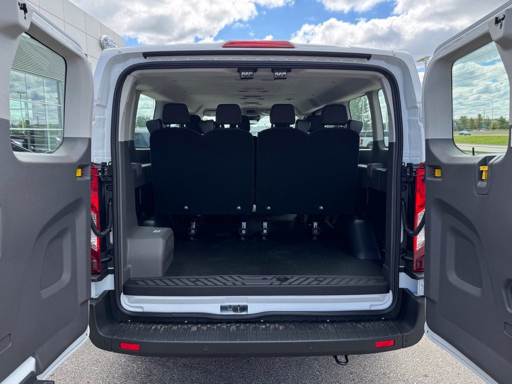 2027 Ford Transit-350 XL