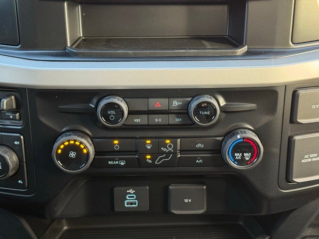 2026 Ford F-550SD w/ Chrome Pkg DRW