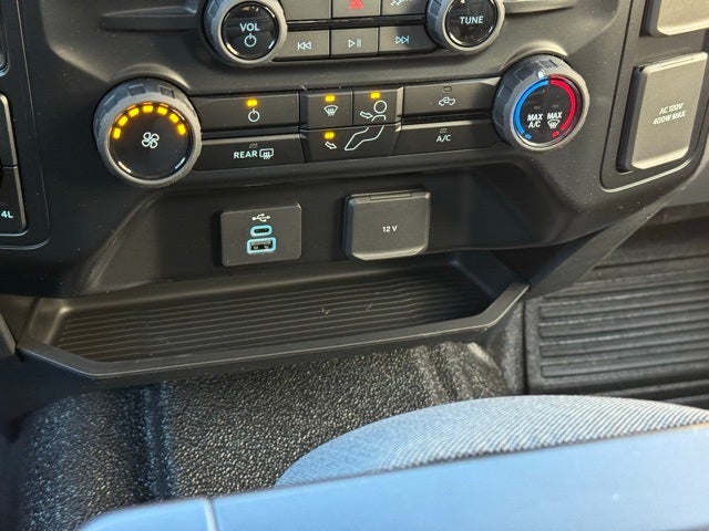 2026 Ford F-550SD w/ Chrome Pkg DRW