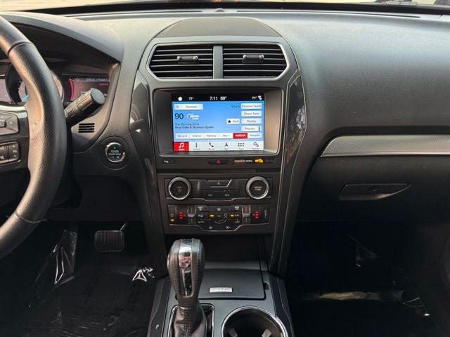 Used 2018 Ford Explorer XLT with VIN 1FM5K8D84JGB73877 for sale in Rochester, Minnesota