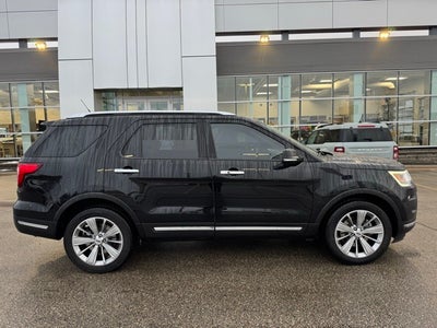 2018 Ford Explorer Limited w/ Heated Steering Wheel + Front 180 Camera
