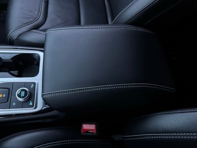 2022 Ford Explorer ST w/ Twin Panel Moonroof + Adaptive Cruise