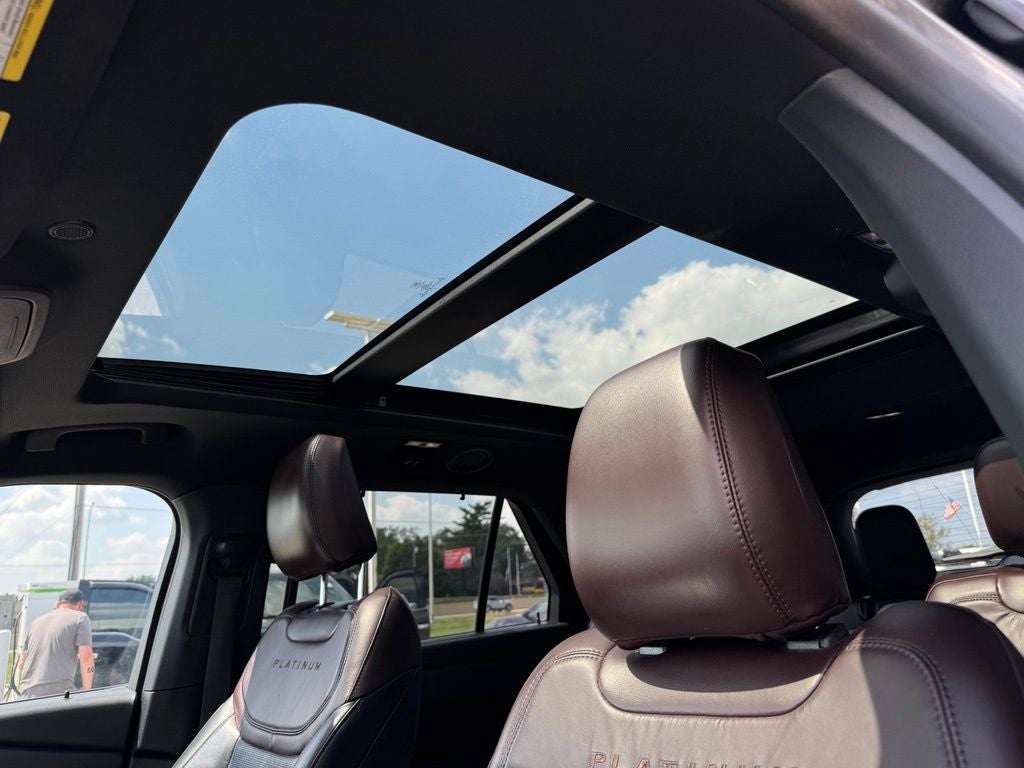 2021 Ford Explorer Platinum