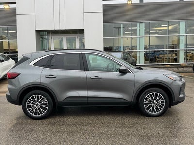 2026 Ford Escape Plug-In Hybrid Base w/Tow Pkg + 360 Camera