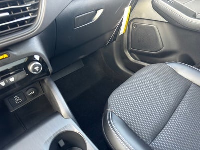 2026 Ford Escape Plug-In Hybrid Base w/ Tow Pkg & Panoramic Roof