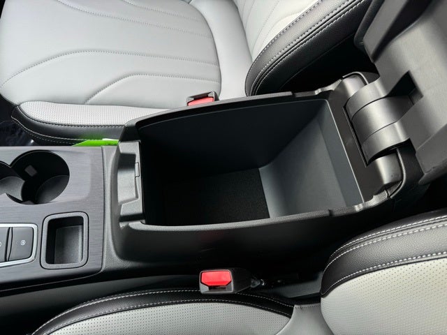 2025 Ford Escape Plug-In Hybrid Base w/Paint Protection Film