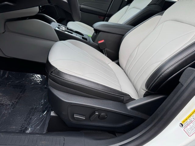 2025 Ford Escape Plug-In Hybrid Base w/Paint Protection Film