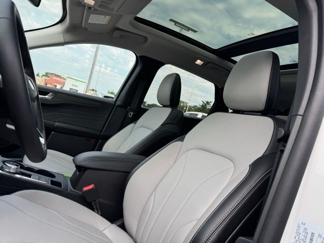 2025 Ford Escape Plug-In Hybrid Base w/Paint Protection Film