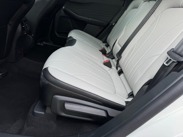 2025 Ford Escape Plug-In Hybrid Base w/Paint Protection Film