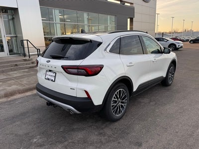 2025 Ford Escape Plug-In Hybrid Base w/Panoramic Vista Roof + 360 Camera
