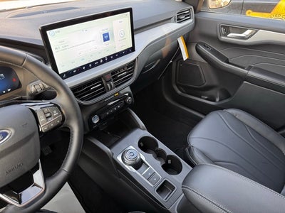 2025 Ford Escape Plug-In Hybrid Base w/Panoramic Vista Roof + 360 Camera