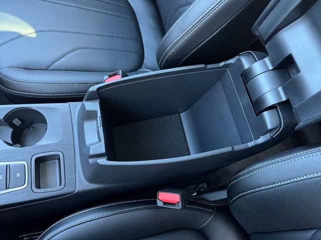 2026 Ford Escape Plug-In Hybrid Base w/ Tech Pkg & Tow Pkg