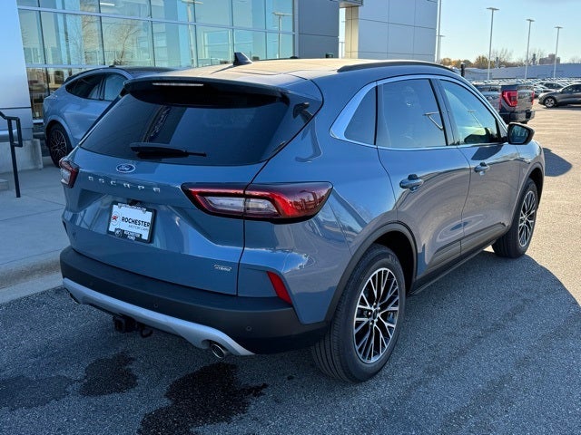 2026 Ford Escape Plug-In Hybrid Base w/ Tech Pkg & Tow Pkg