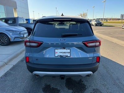 2026 Ford Escape Plug-In Hybrid Base w/ Tech Pkg & Tow Pkg