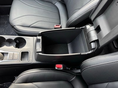 2025 Ford Escape Plug-In Hybrid Base w/ Panoramic Vista Roof + 360 Camera