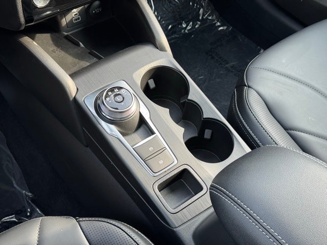 2025 Ford Escape Plug-In Hybrid Base w/ Panoramic Vista Roof + 360 Camera