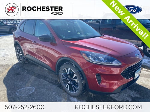 2022 Ford Escape SE Hybrid w/ Heated Steering Wheel + Power Liftgate
