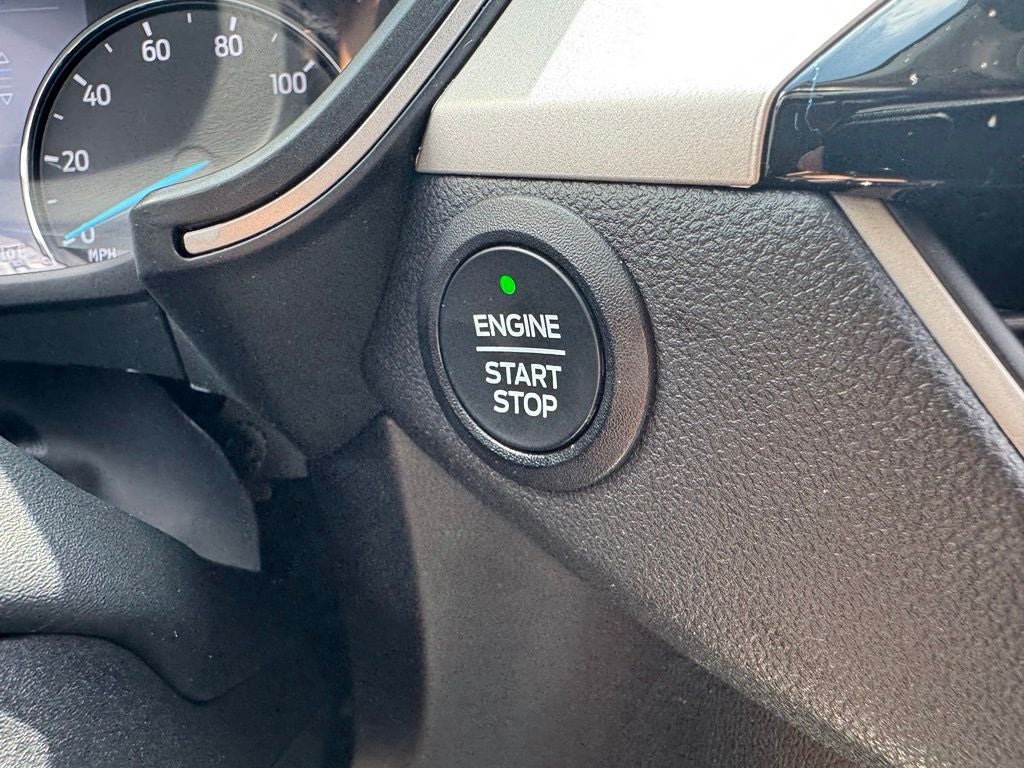 2022 Ford Escape Hybrid SEL
