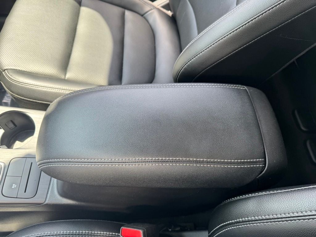2022 Ford Escape Hybrid SEL