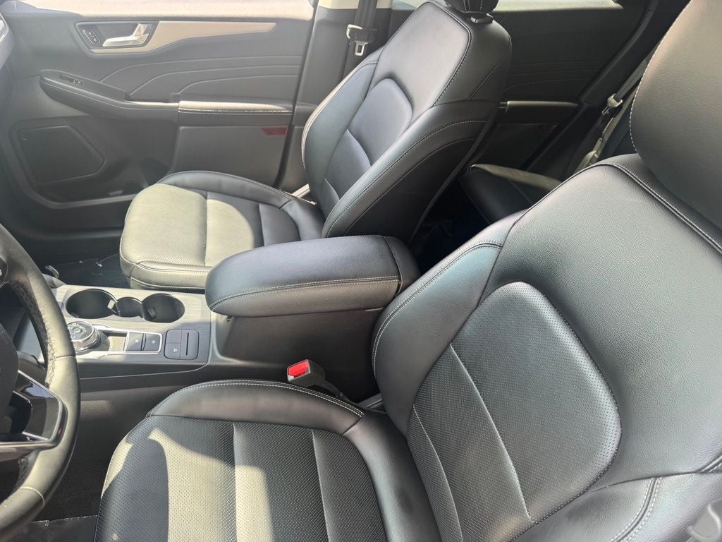 2022 Ford Escape Hybrid SEL