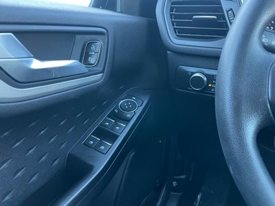 2020 Ford Escape SE w/ Intelligent Access + Blindspot Detection