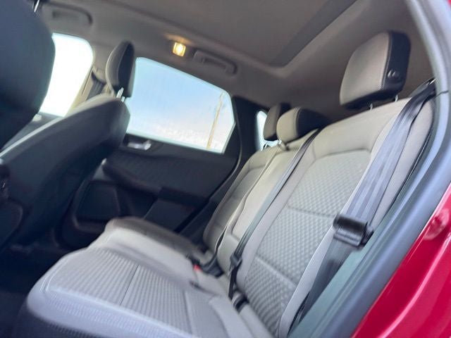 2020 Ford Escape SE w/ Panoramic Moonroof