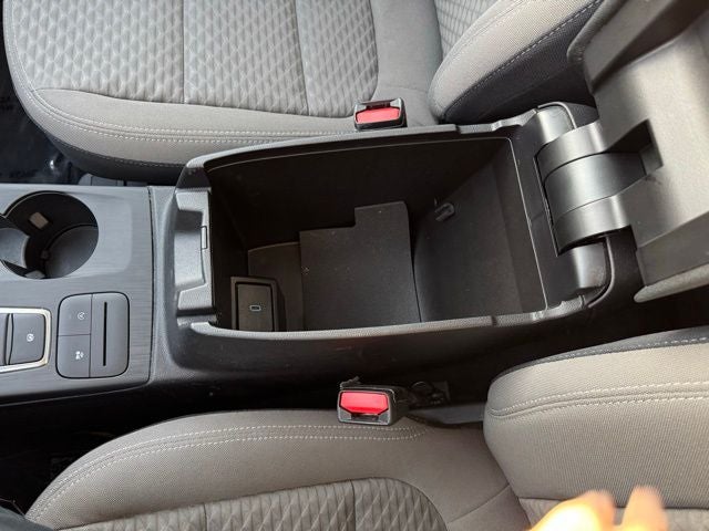 2020 Ford Escape SE w/ Panoramic Moonroof