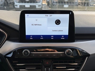 2020 Ford Escape SE w/ Panoramic Moonroof