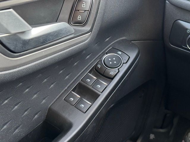 2020 Ford Escape SE w/ Panoramic Moonroof