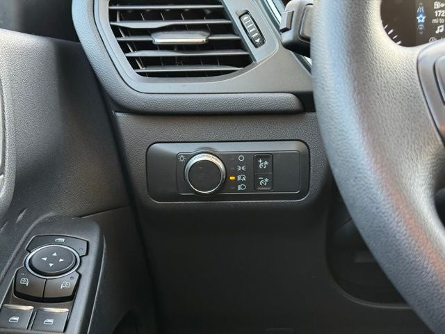 2020 Ford Escape SE w/ Panoramic Moonroof