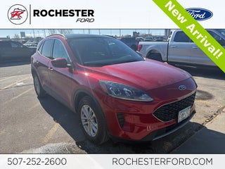 2020 Ford Escape SE w/ Panoramic Moonroof