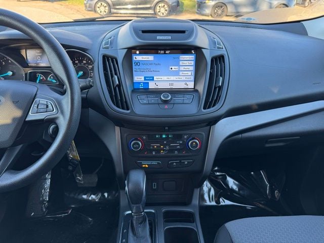 Used 2018 Ford Escape SE with VIN 1FMCU9GD3JUA64456 for sale in Rochester, Minnesota