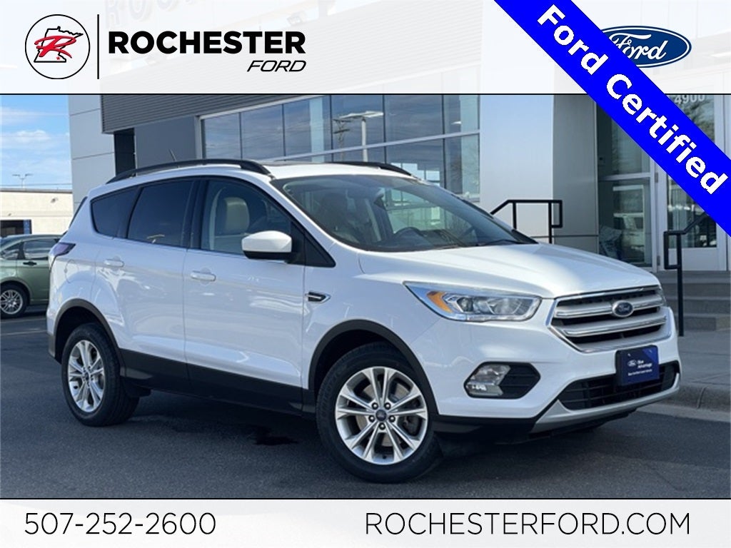 2018 Ford Escape SEL w/ Panoramic Moonroof + Trailer Tow Package