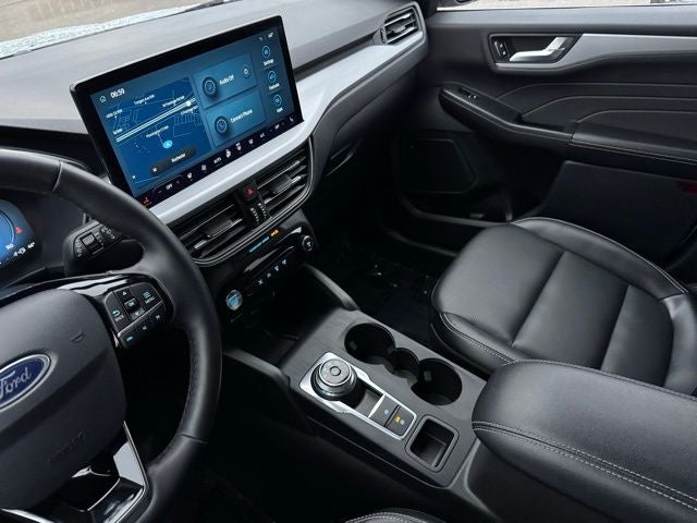 2025 Ford Escape Platinum w/ Adaptive Cruise + Heated Steering Wheel
