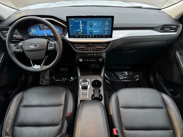 2025 Ford Escape Platinum w/ Adaptive Cruise + Heated Steering Wheel