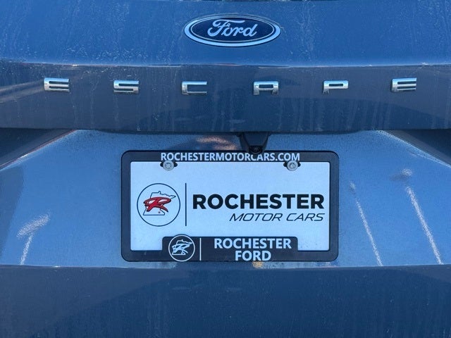 2026 Ford Escape ST-Line w/Heated Steering Wheel + Adaptive Cruise Control