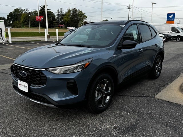 2026 Ford Escape ST-Line w/ Panoramic Roof + Adaptive Cruise